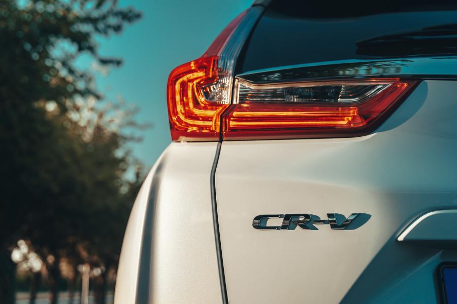 Детали экстерьера Honda CR-V Hybrid 2018 года  (EU) (фото 32 из 56)